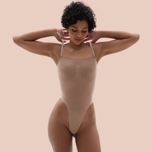 SHAPERX Strapless Bodysuit Tummy Control Seamless Thong Shapewear in Sienna L/XL